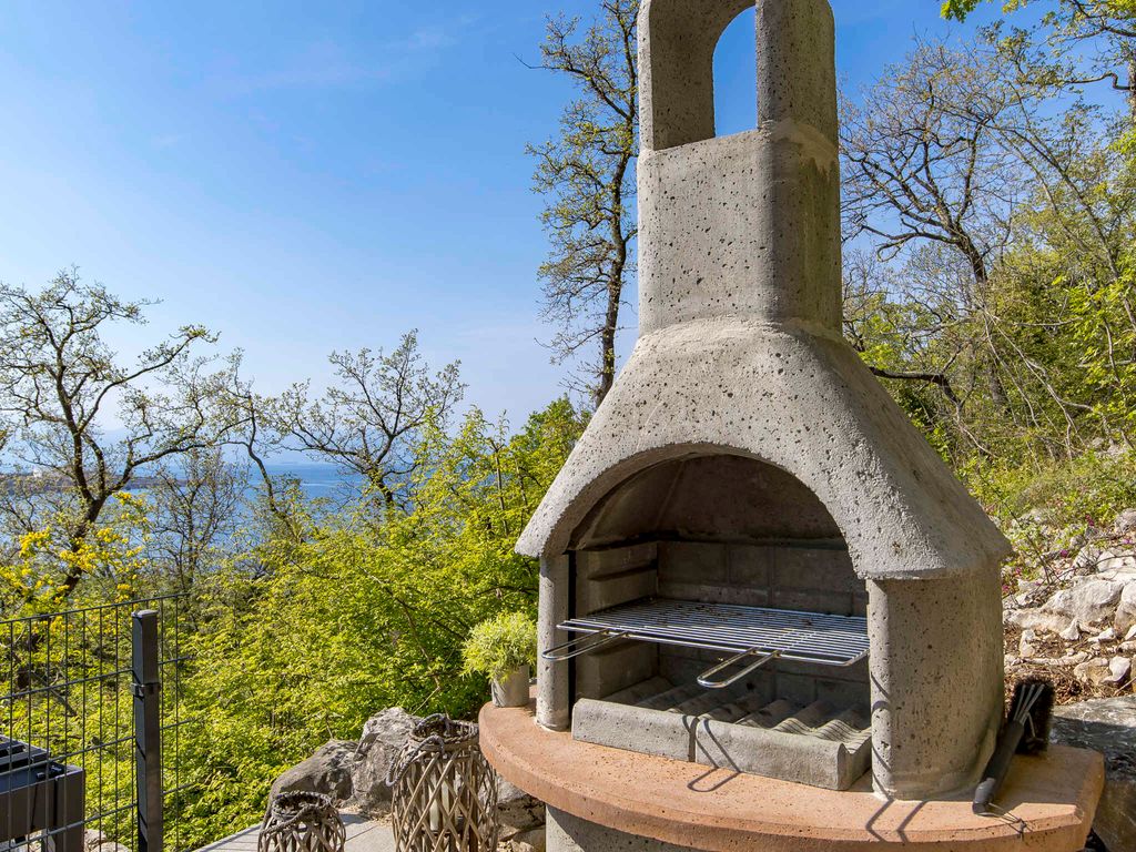 Ferienwohnung mit Garten, Balkon und Meerblick