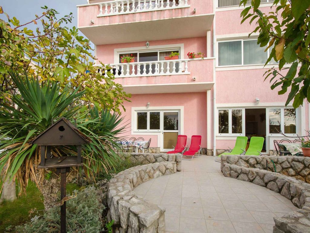 Ferienwohnung mit Klimaanlage und Terrasse
