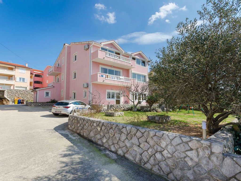Ferienwohnung mit Klimaanlage und Terrasse