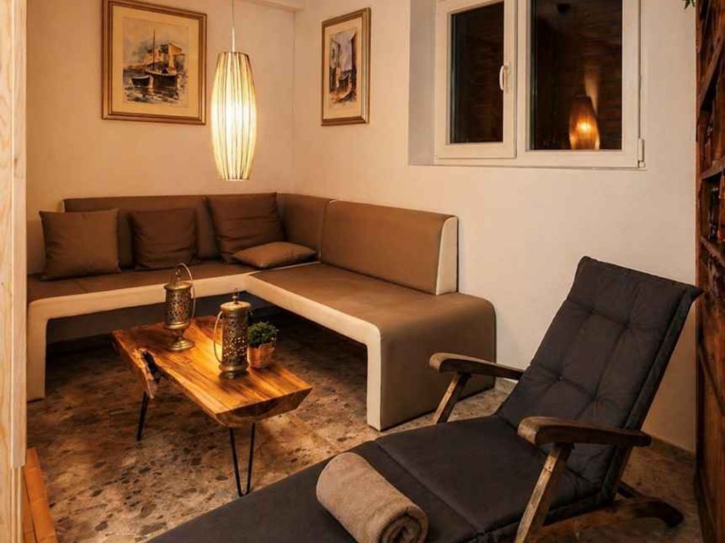 Ferienhaus mit Außenpool, Klimaanlage und Meerblick