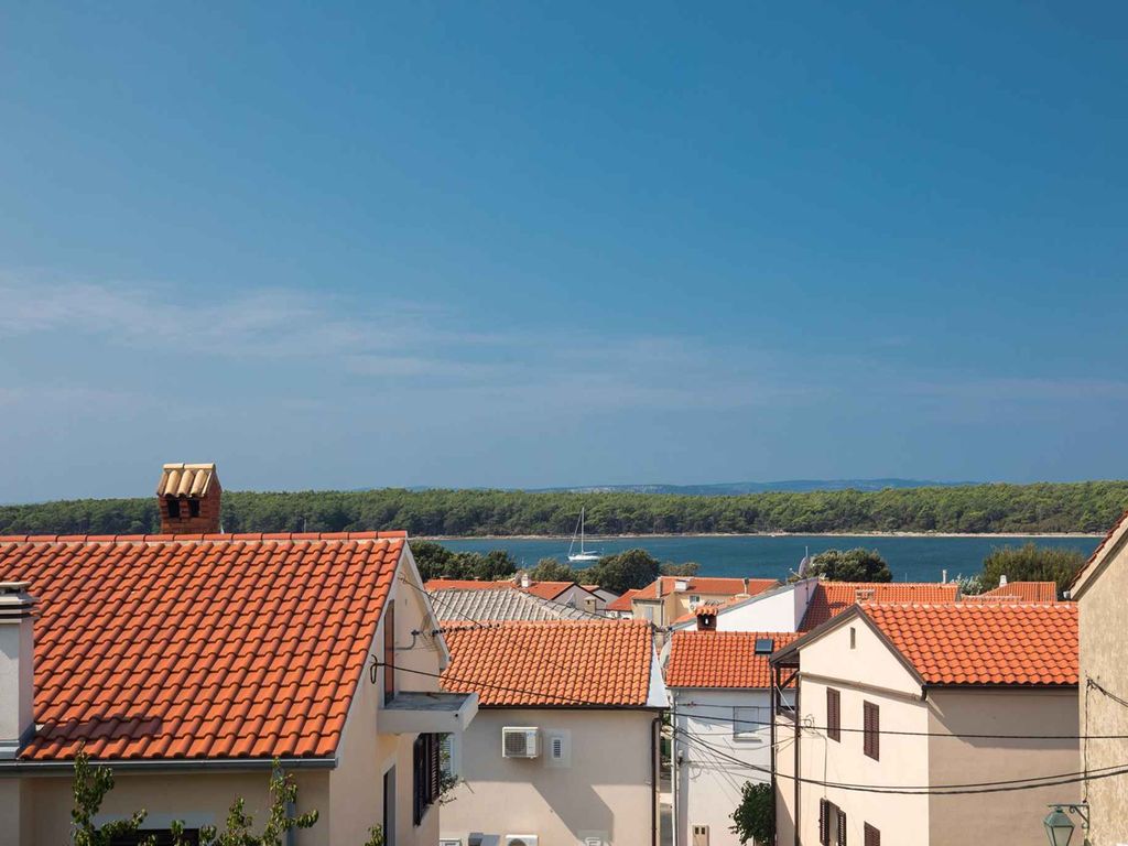 Ferienwohnung mit Meerblick und Terrasse