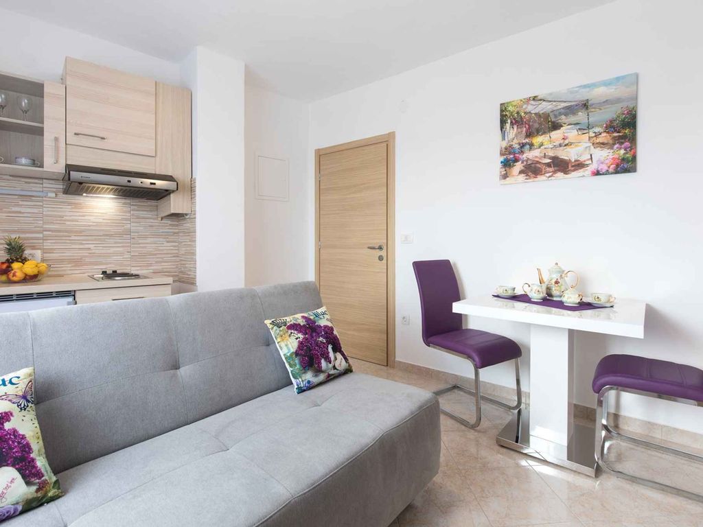 Ferienwohnung mit Meerblick und Terrasse