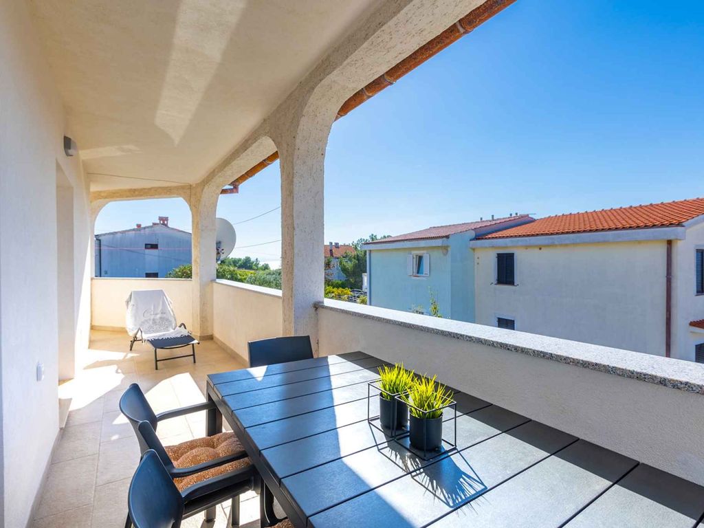 Ferienwohnung mit Klima und Gartenblick