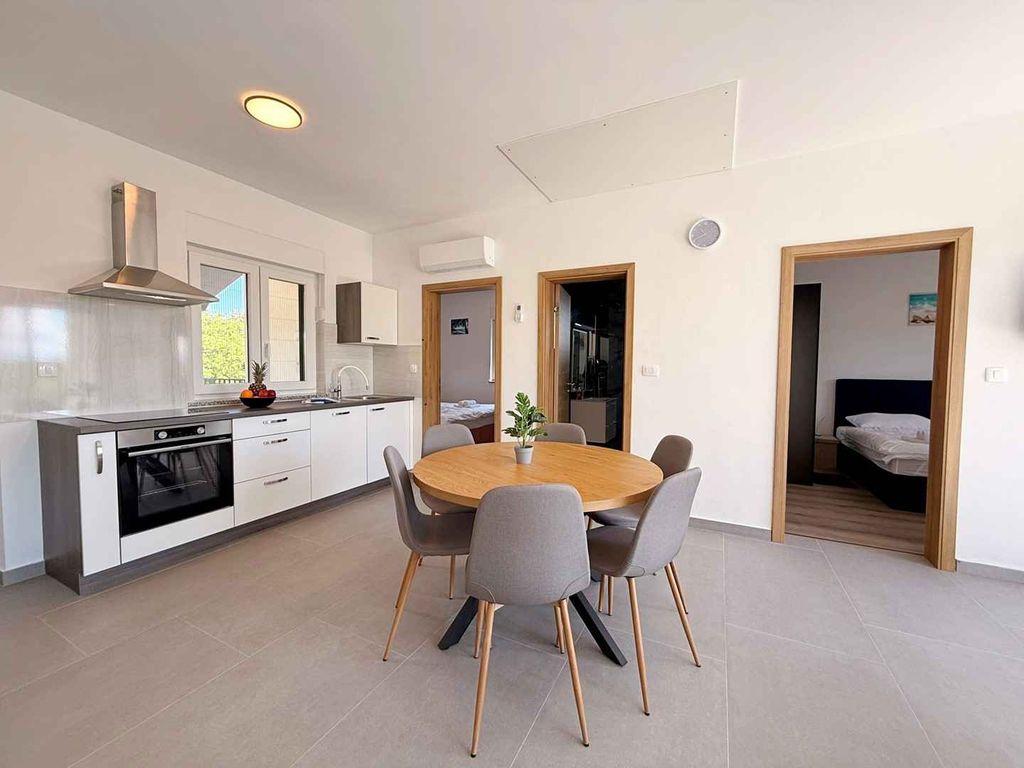 Ferienwohnung mit Pool zur gemeinsamen Nutzung