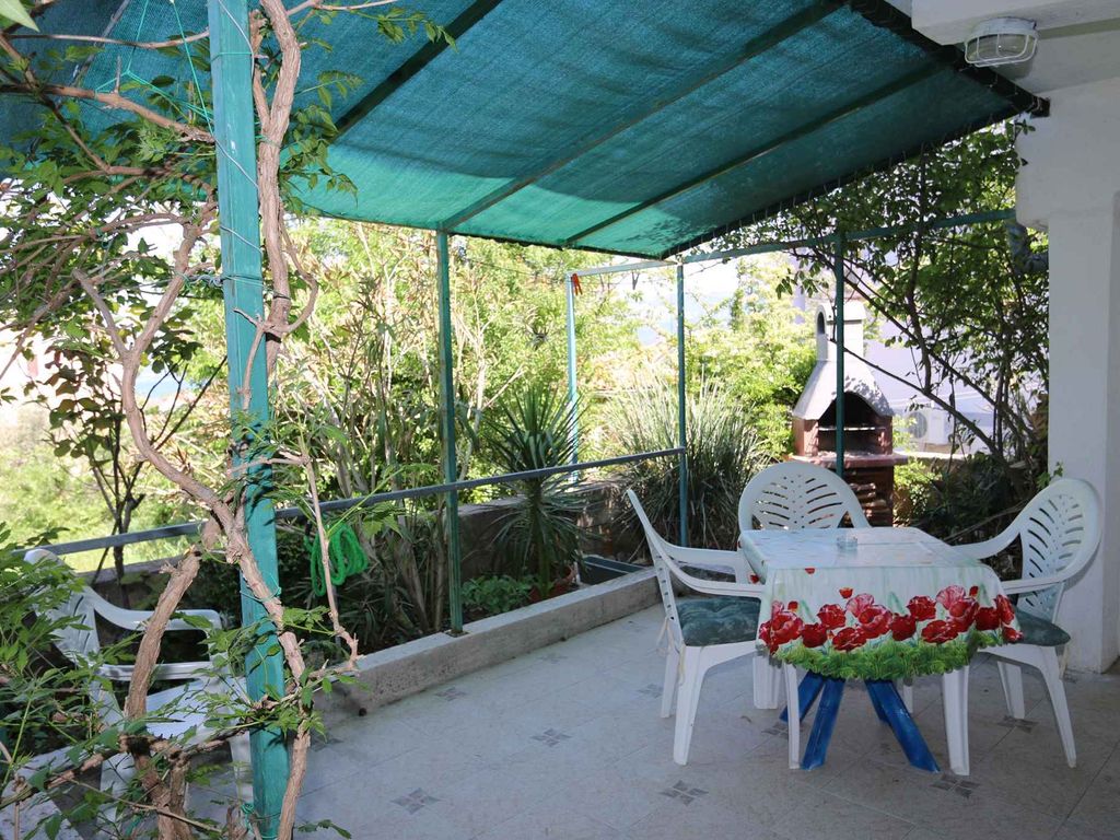 Ferienwohnung mit Terrasse und Klimaanlage