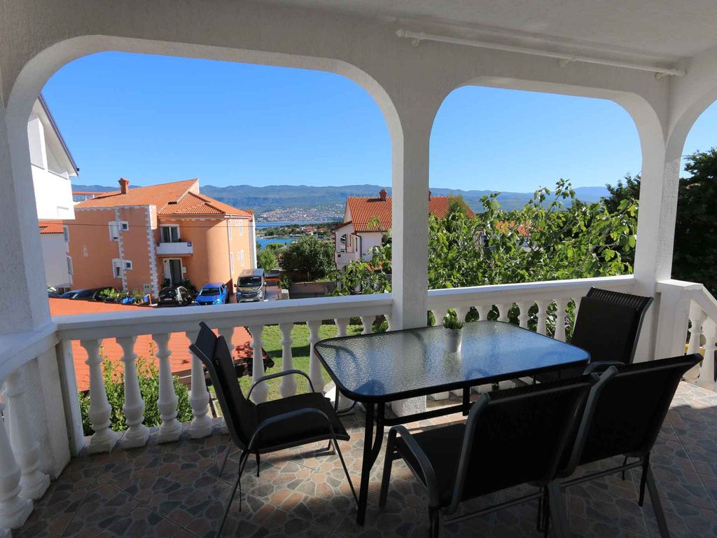 Ferienwohnung mit Balkon und Klimaanlage