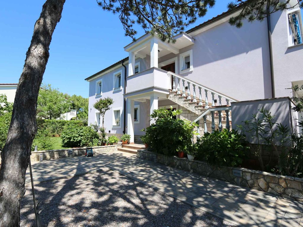 Ferienwohnung mit Terrasse und Klimaanlage