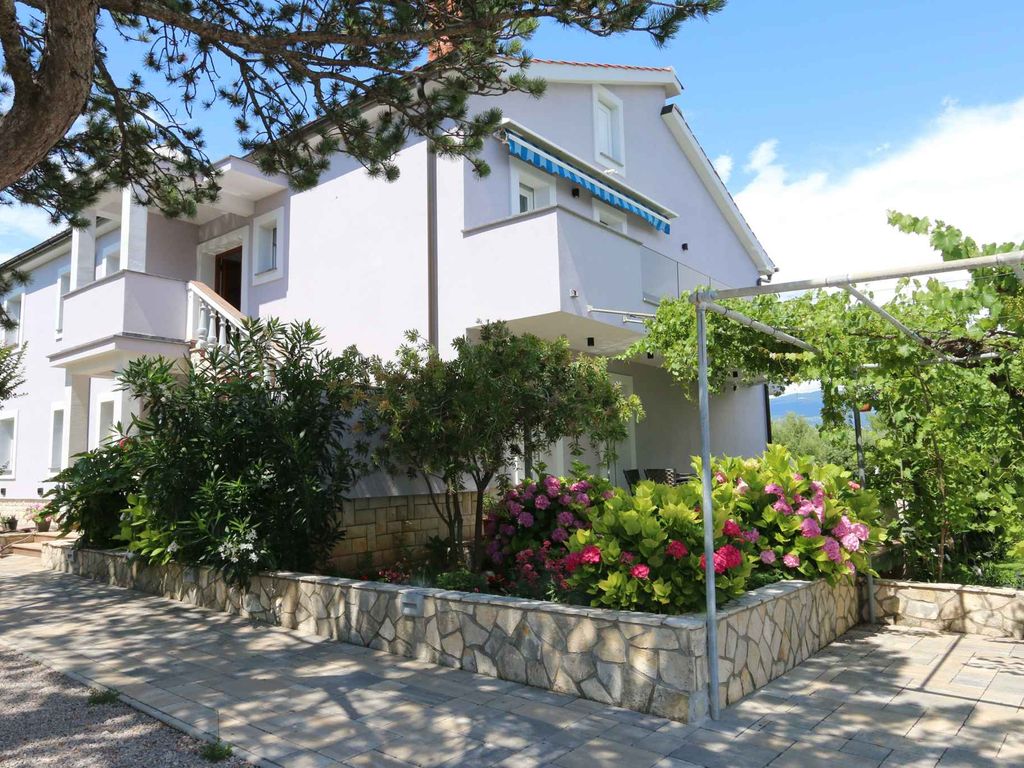 Ferienwohnung mit Terrasse und Klimaanlage