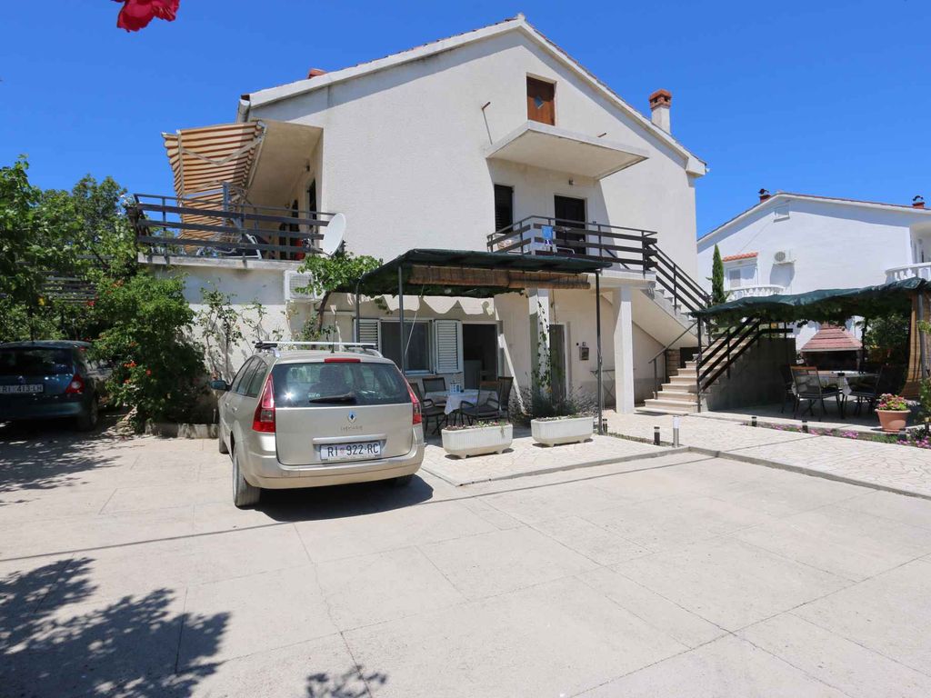 Ferienwohnung mit Terrasse