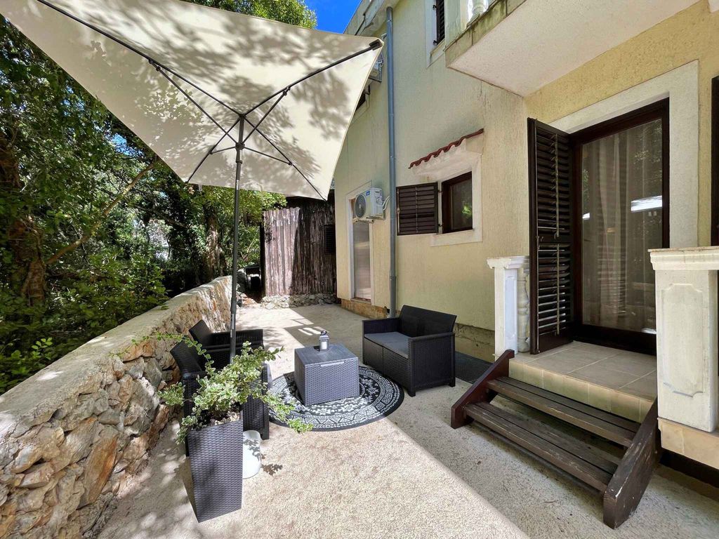 Ferienwohnung mit Terrasse und Klimaanlage