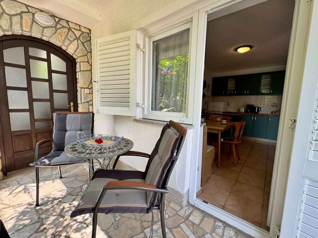 Ferienwohnung mit Terrasse und Klimaanlage