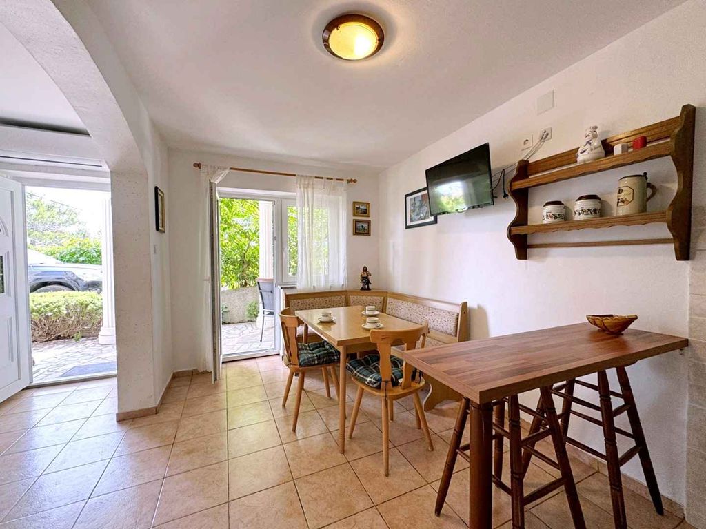 Ferienwohnung mit Terrasse und Klimaanlage