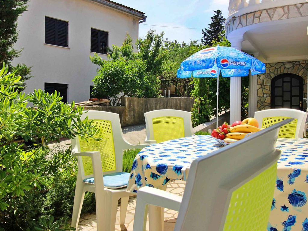Ferienwohnung mit Terrasse und Klimaanlage