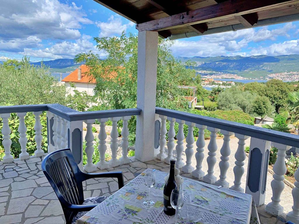 Ferienwohnung mit Balkon und Meerblick