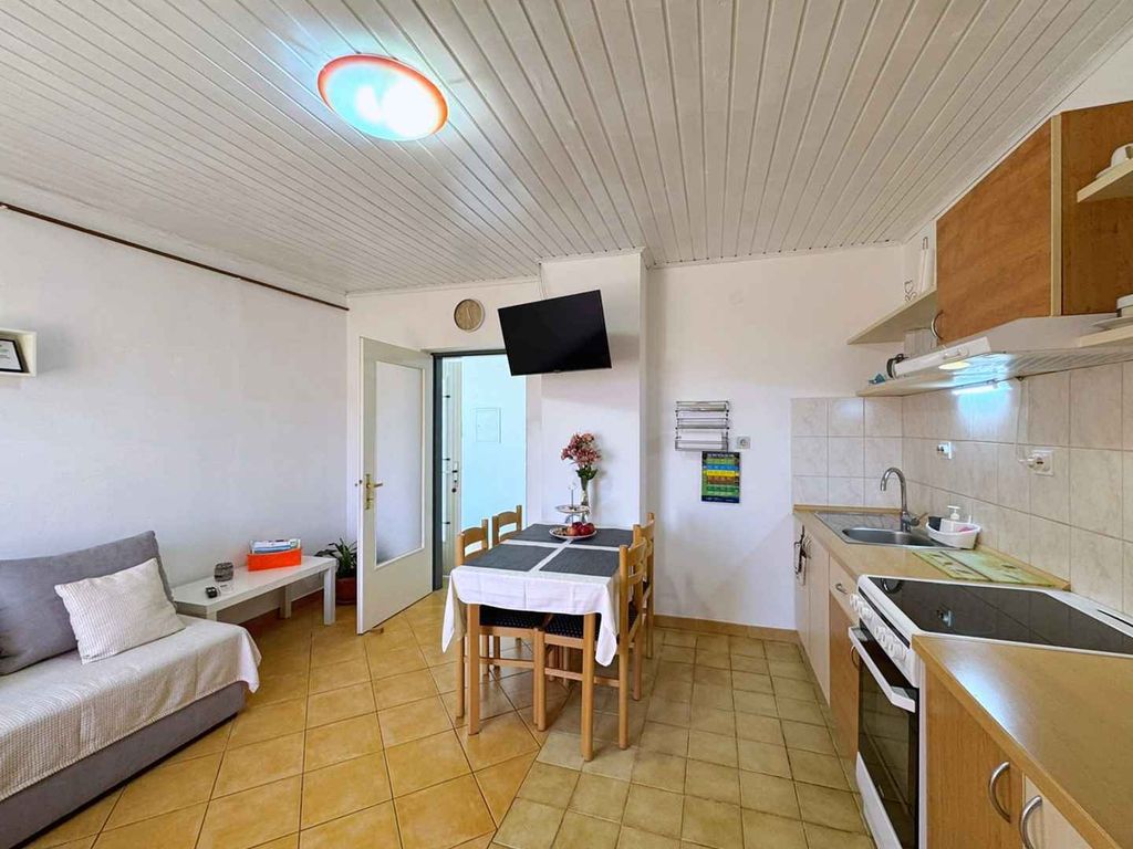 Ferienwohnung mit Klimaanlage und Terrasse