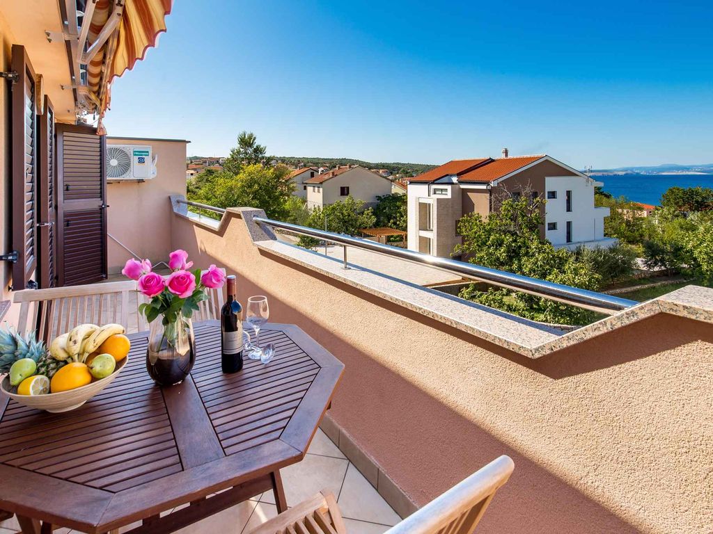 Ferienwohnung mit Klimaanlage und Pool