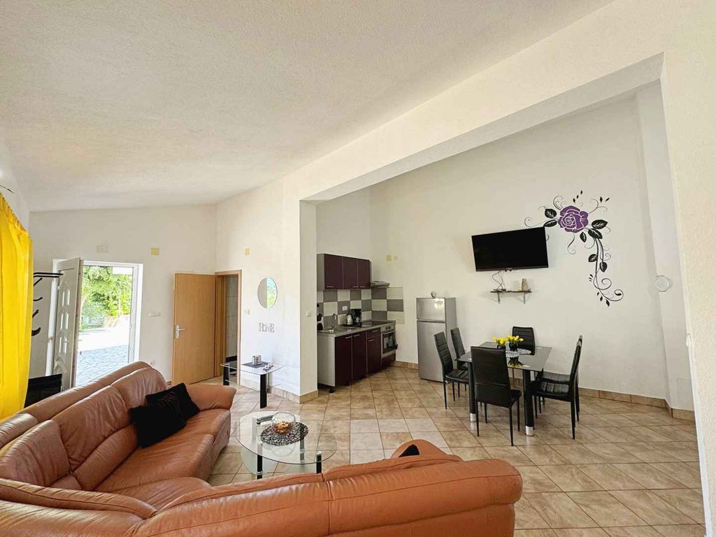 Ferienwohnung mit Klimaanlage und Terrasse