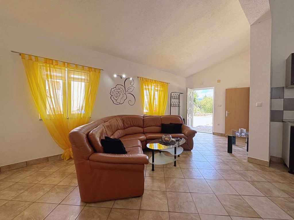 Ferienwohnung mit Klimaanlage und Terrasse