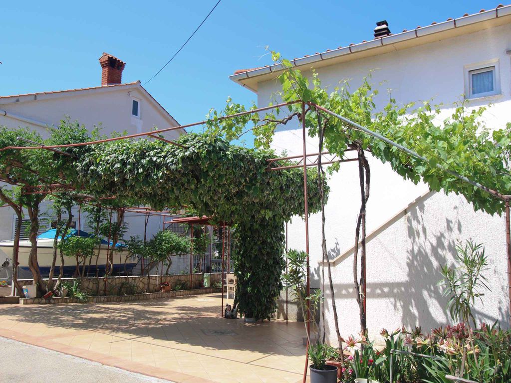 Ferienwohnung mit Klimaanlage und Meerblick