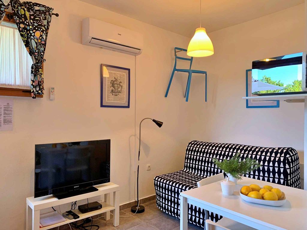Studio mit Klimaanlage und Terrasse