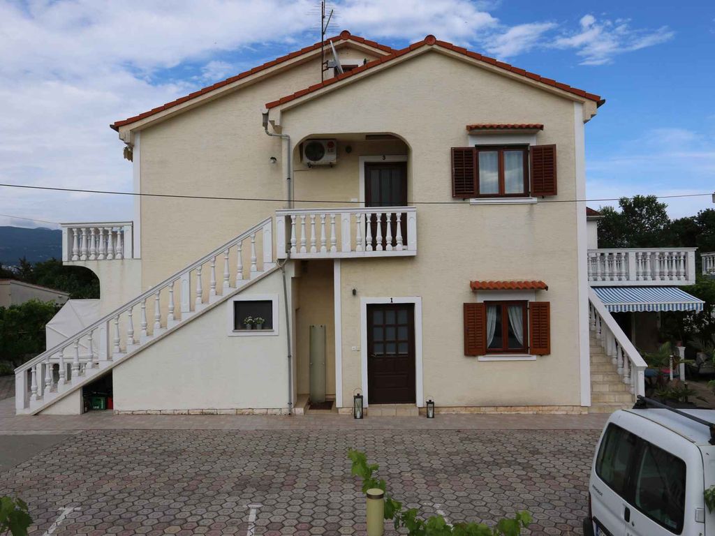 Ferienwohnung mit Klimaanlage und nur 220 m vom Strand