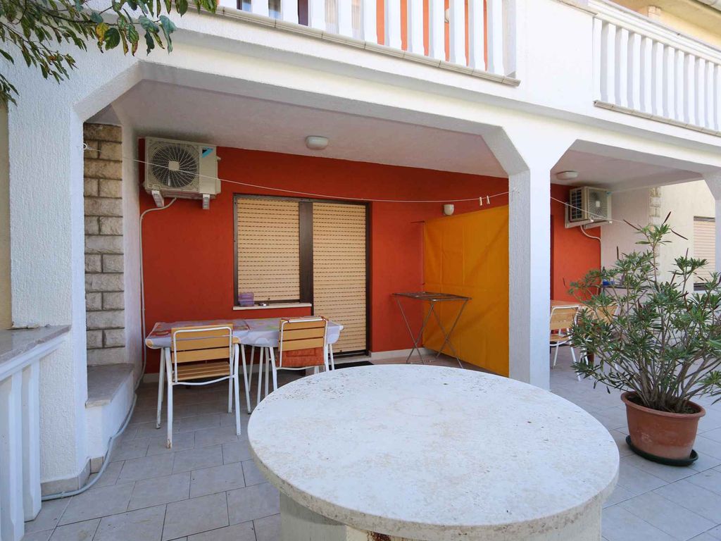 Ferienwohnung mit Terrasse