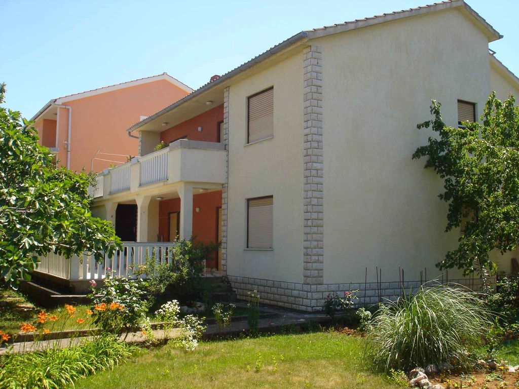 Ferienwohnung mit Terrasse