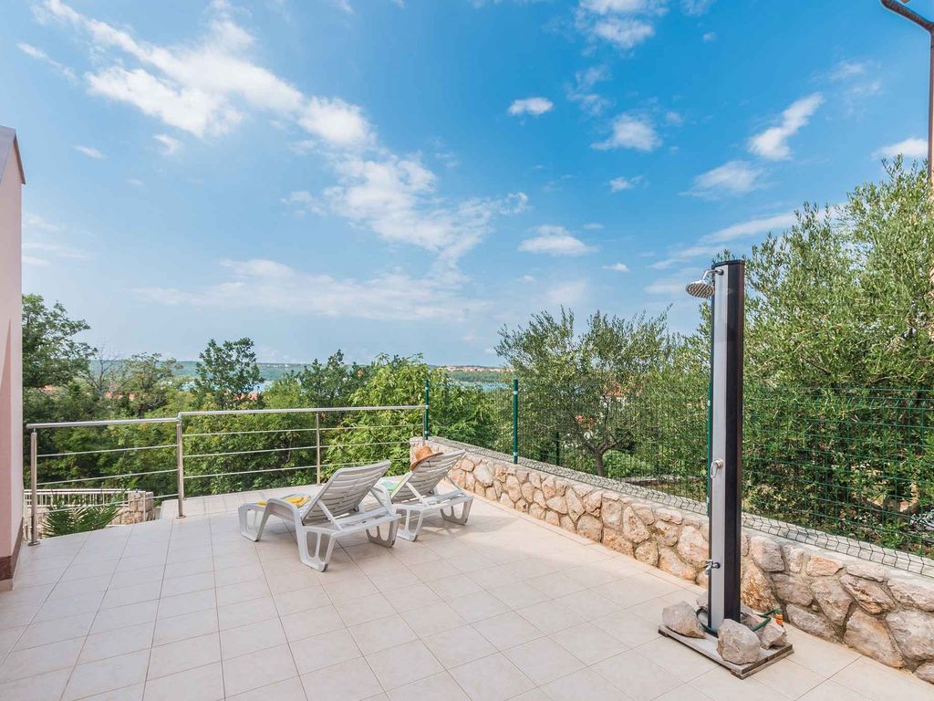 Ferienwohnung mit Klimaanlage und Meerblick