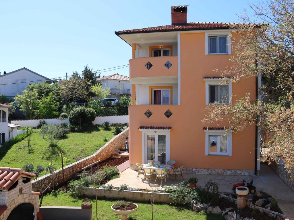 Ferienwohnung mit Balkon und Klimaanlage
