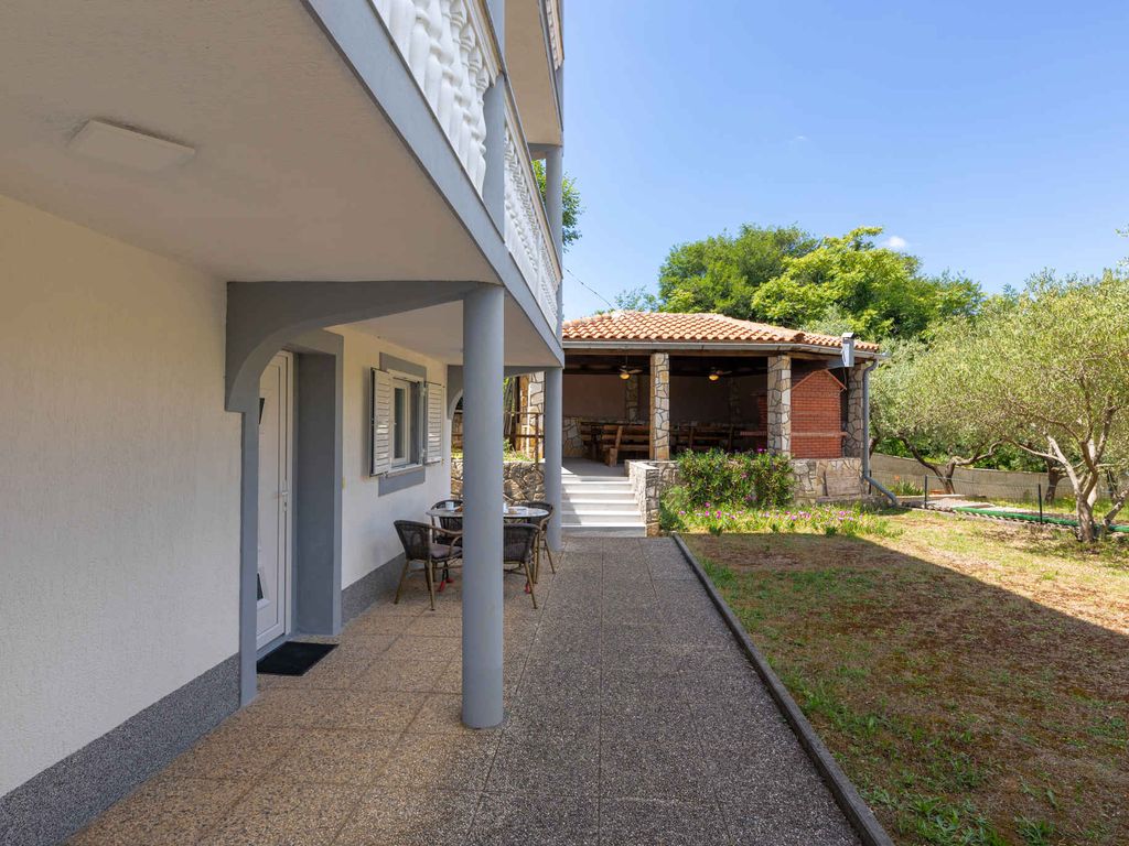 Ferienwohnung mit Terrasse und Klimaanlage