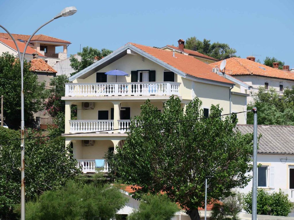 Ferienwohnung mit Klimaanlage und Meerblick