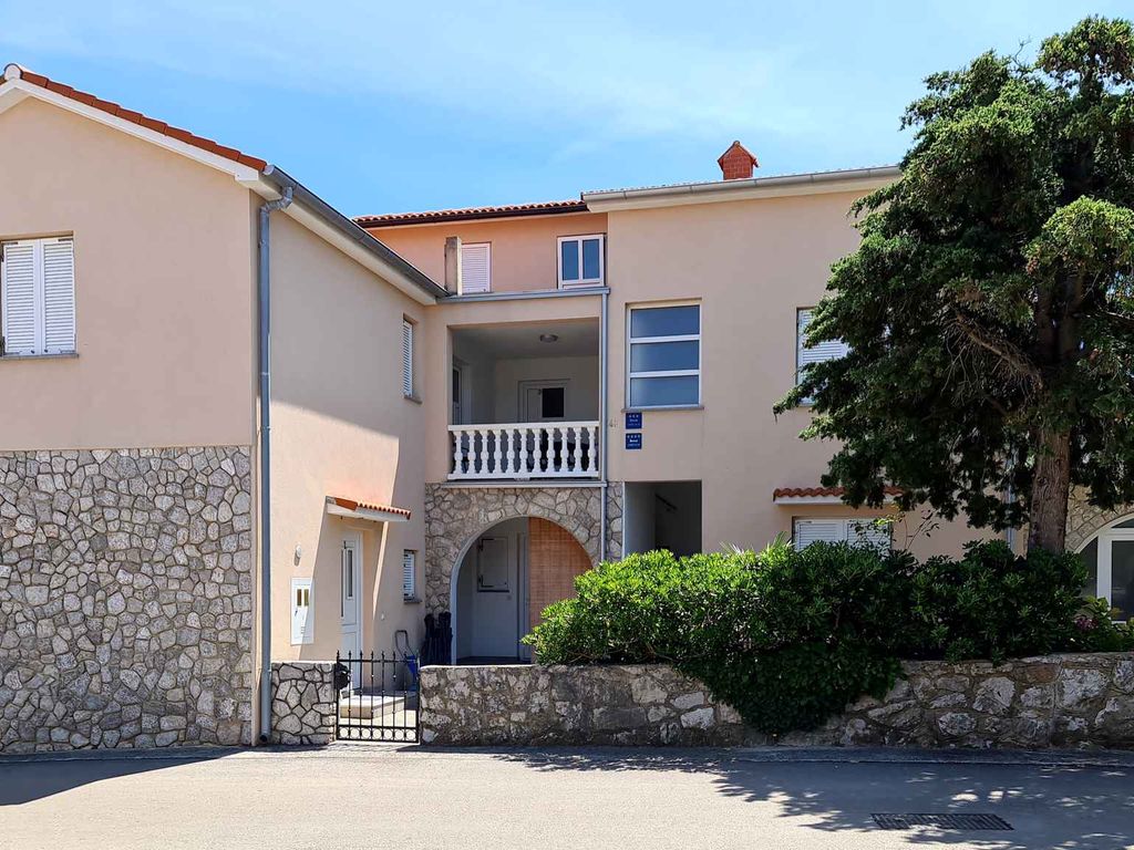 Ferienwohnung mit Terrasse und Klimaanlage