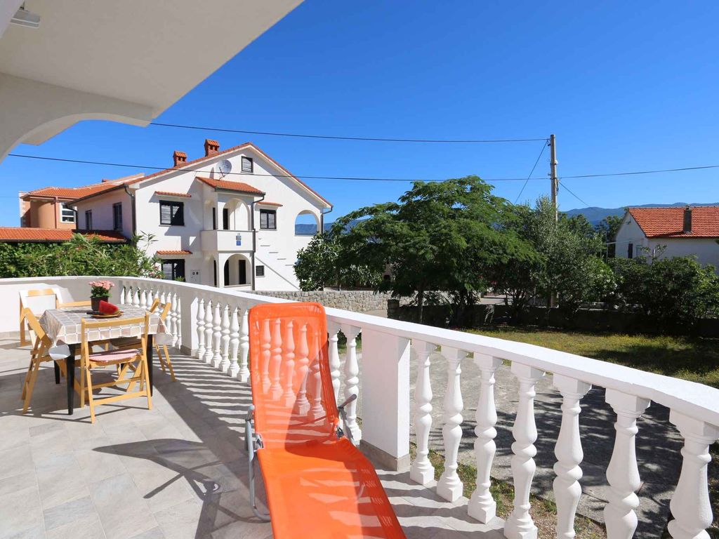 Ferienwohnung mit Terrasse und Klimaanlage