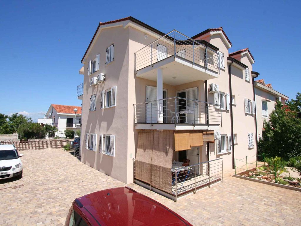 Ferienwohnung mit Terrasse und Klimaanlage