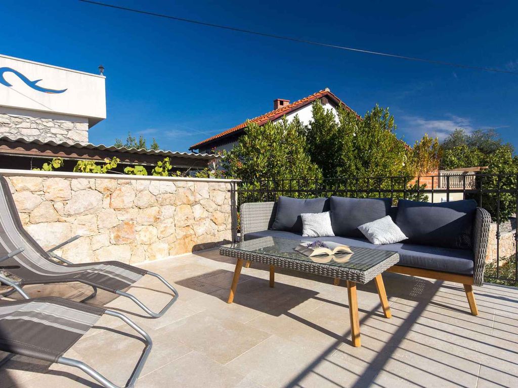 Ferienhaus mit Terrasse und Grill
