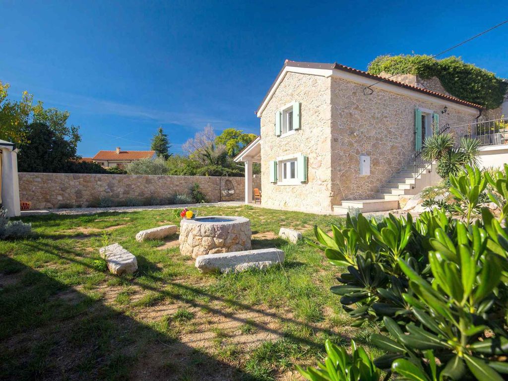 Ferienhaus mit Terrasse und Grill