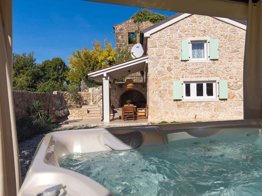 Ferienhaus mit Terrasse und Grill