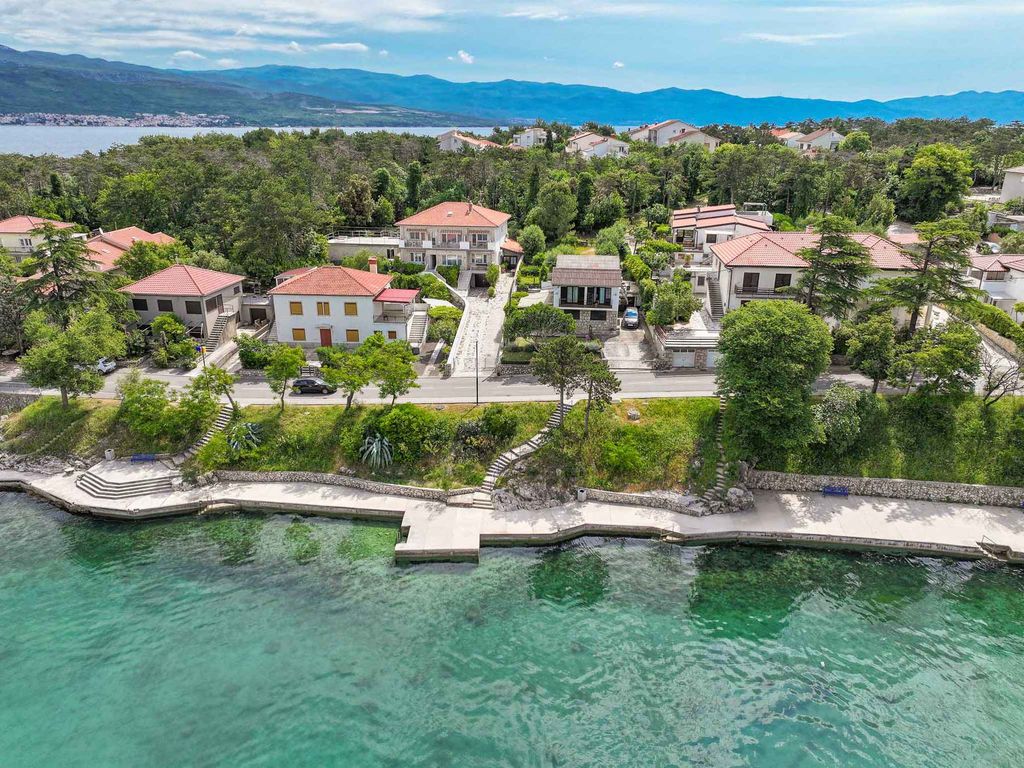 Ferienwohnung mit Klimaanlage direkt am Meer