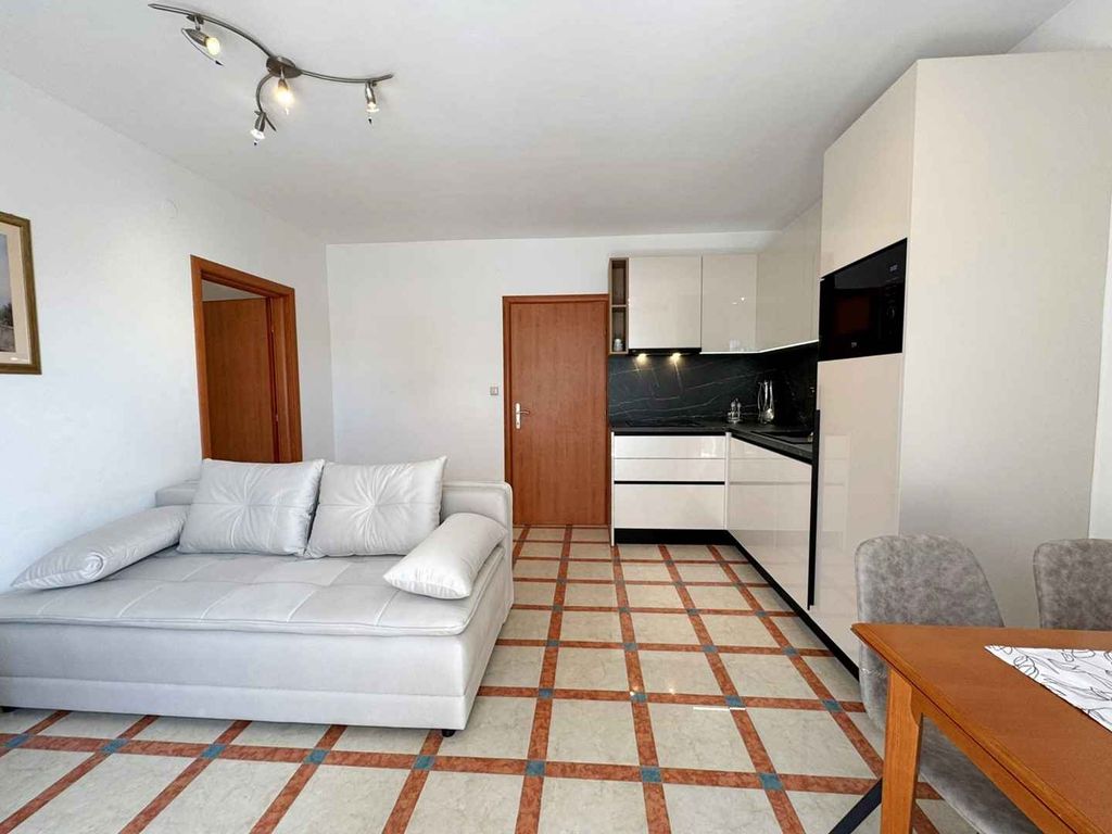 Ferienwohnung mit Meerblick 20 m von der Küste