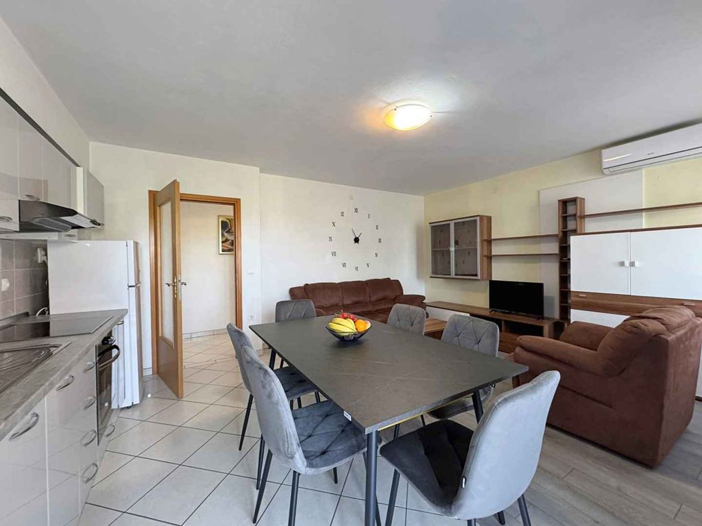 Ferienwohnung mit Klimaanlage und gemütlicher Terrasse