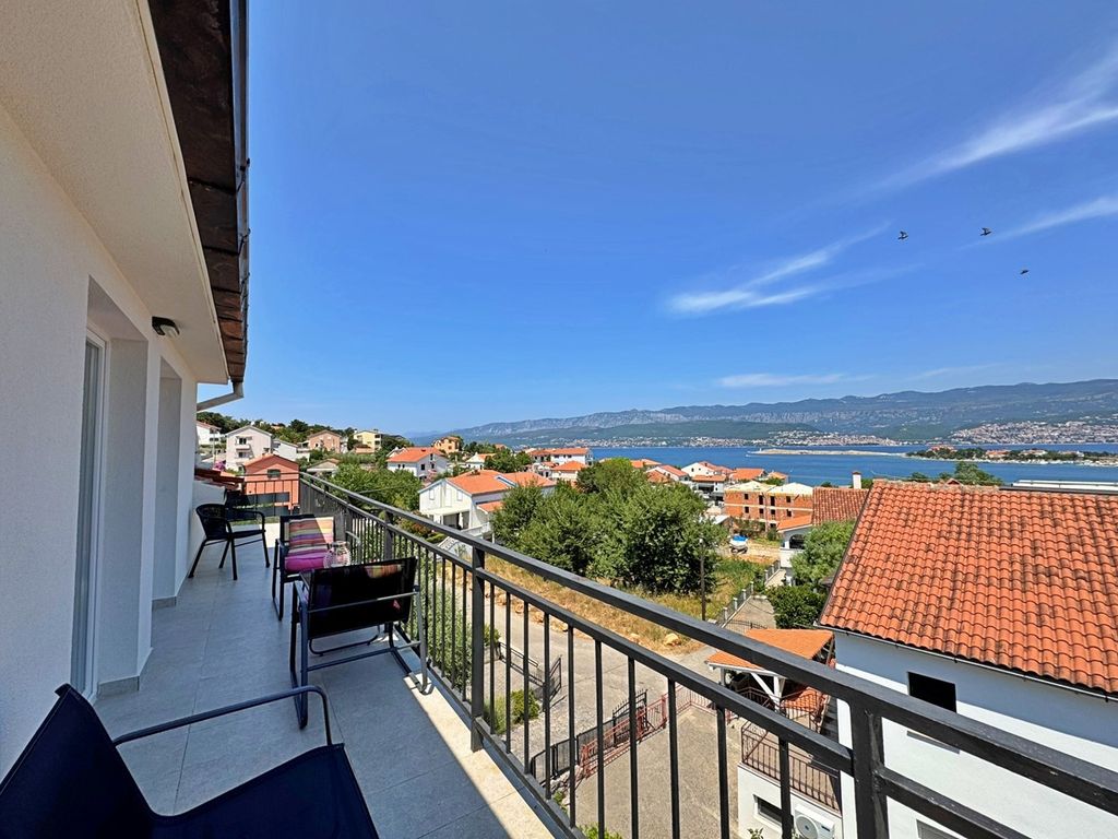 Ferienwohnung mit Balkon und Meerblick