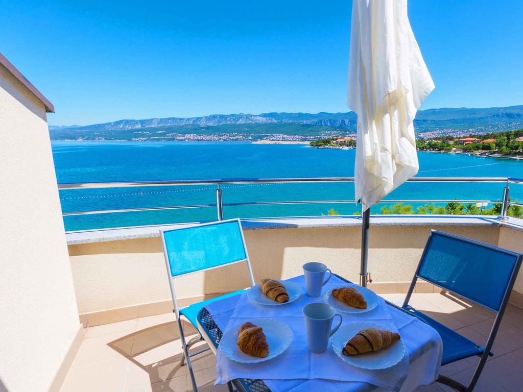 Ferienwohnung mit Balkon und traumhaftem Meerblick