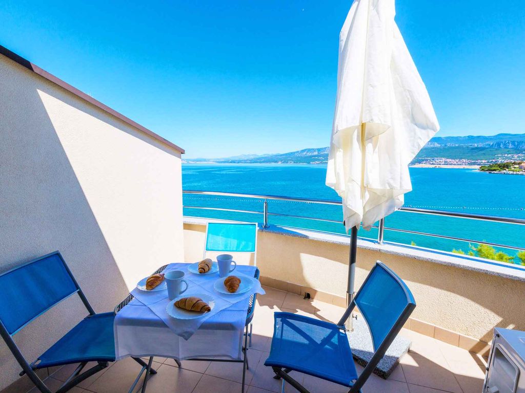 Ferienwohnung mit Balkon und traumhaftem Meerblick