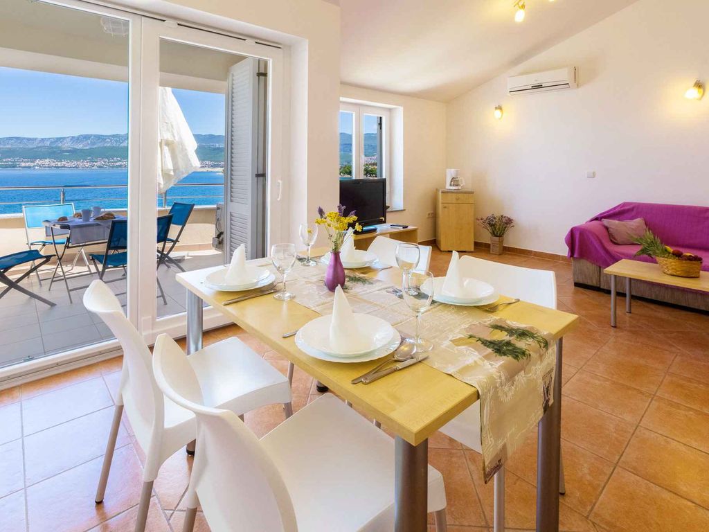 Ferienwohnung mit Balkon und traumhaftem Meerblick