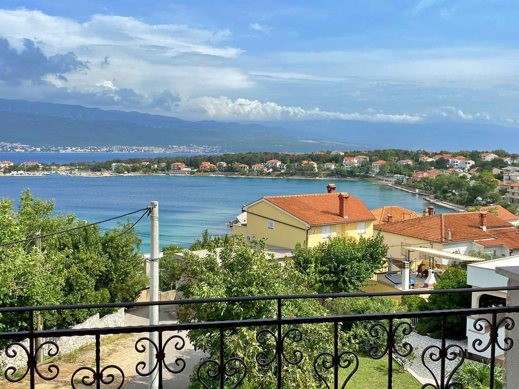 Ferienwohnung mit Balkon und Panoramablick