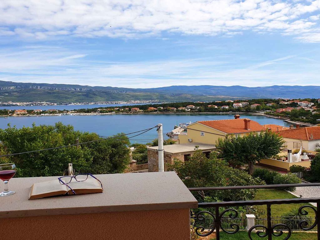 Ferienwohnung mit Balkon und Panoramablick