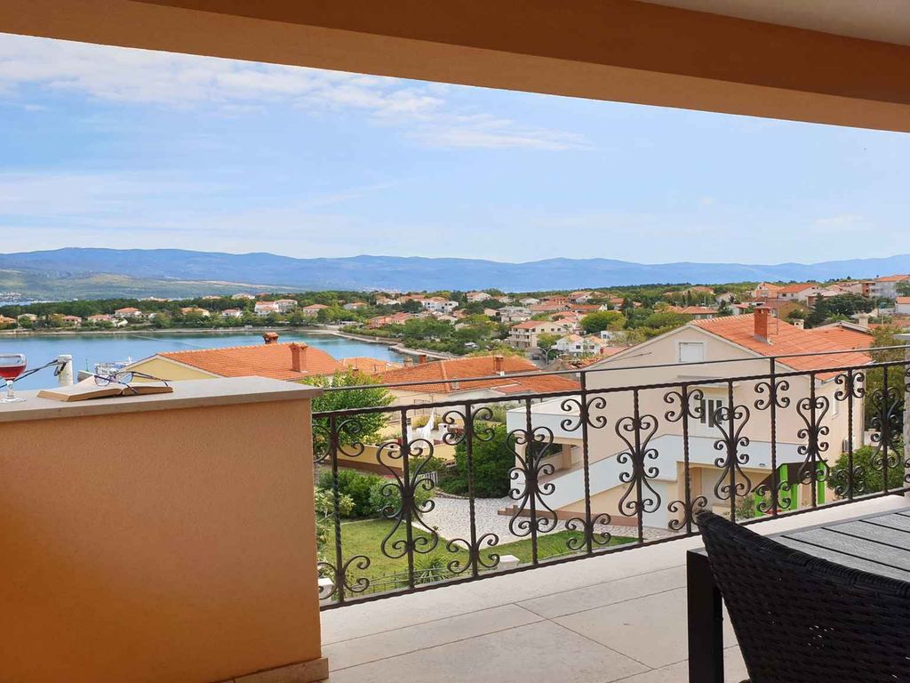 Ferienwohnung mit Balkon und Panoramablick