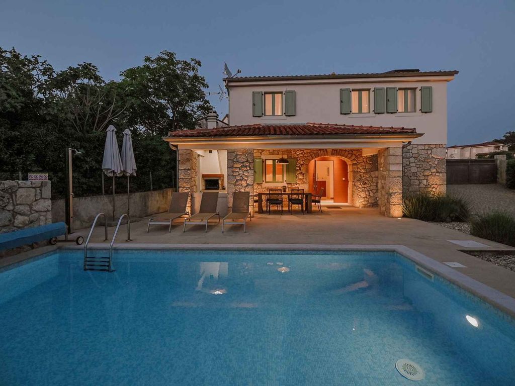 Ferienhaus mit Pool