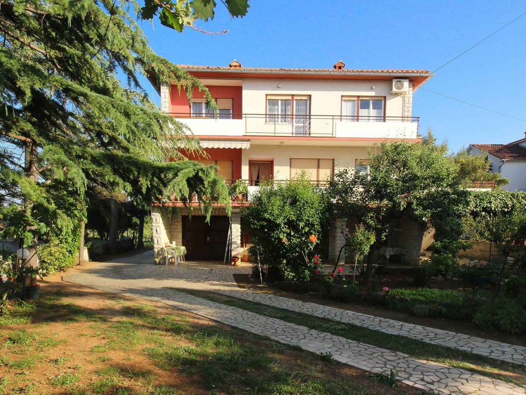 Ferienwohnung mit Panoramablick und Grillmöglichkeit