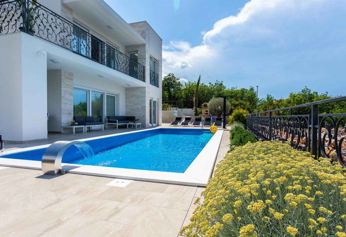 Ferienhaus mit Pool für 8 Personen – Foto 2